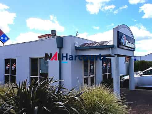 Red Beach Shop For Lease