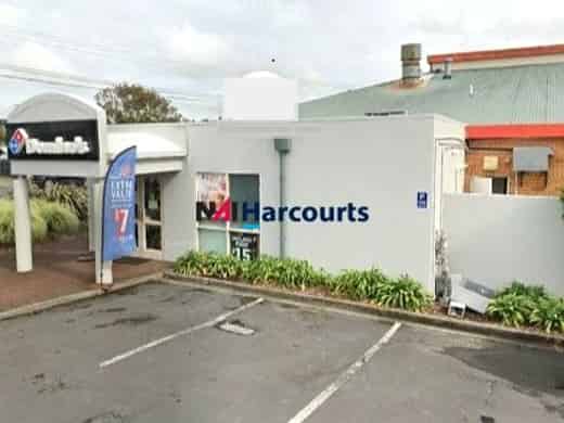 Red Beach Shop For Lease