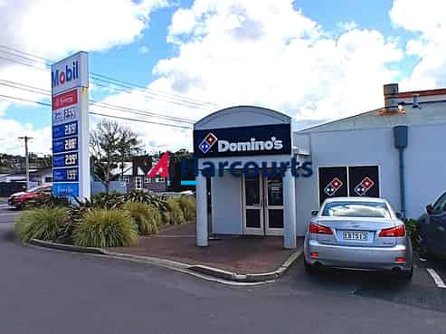 Red Beach Shop For Lease