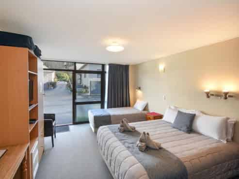 Motel Investment - 6.75% - George St Dunedin