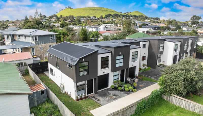 F/13 Purata Place, Mangere Bridge