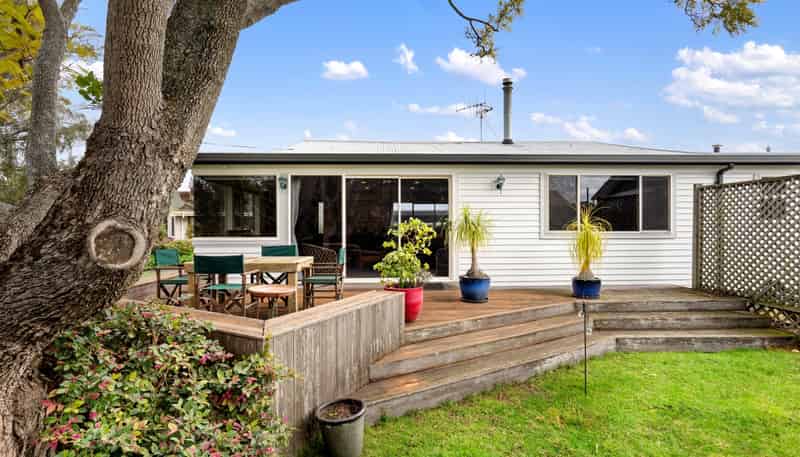 11 Willow Drive, Taradale