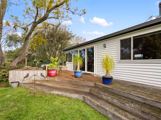 11 Willow Drive, Taradale