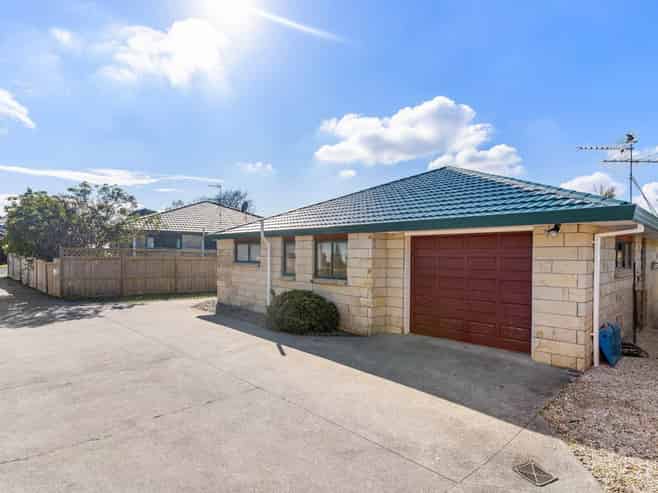 13b Oakwood Place, Pukekohe