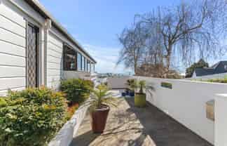 10 Ridge Lane, New Plymouth