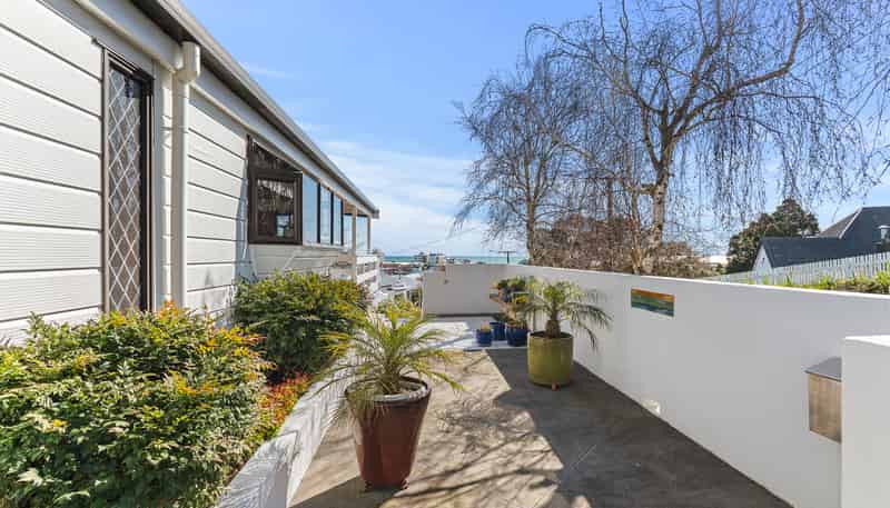 10 Ridge Lane, New Plymouth