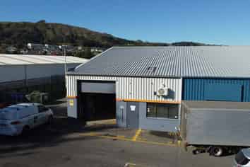 Workshop & Yard - Porirua