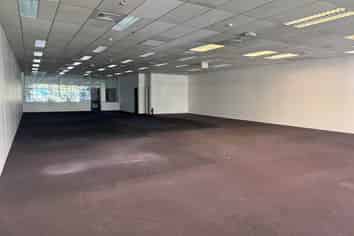 QUALITY RETAIL SPACE IN NEW LYNN

 
