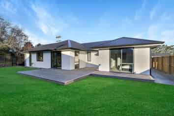 245 Racecourse Road, Allenton