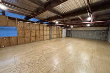 SEAVIEW WAREHOUSING