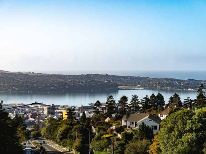 339 Highgate, Roslyn