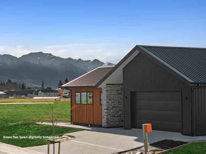 31 Packer Road, Wanaka