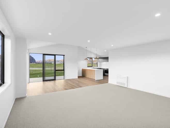 31 Packer Road, Wanaka