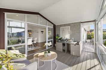 3 Kissling Terrace, Pyes Pa