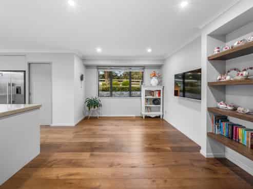 Auckland - Address withheld