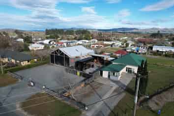 2 and 4 Laura Street, Lumsden
