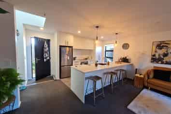 4/242 Edgeware Road, Edgeware