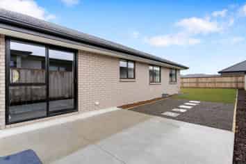 27 Cooney Avenue, Darfield