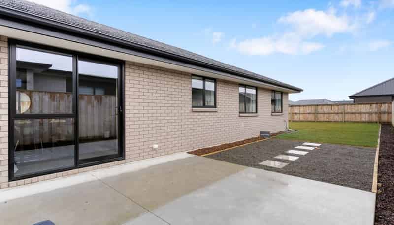 27 Cooney Avenue, Darfield