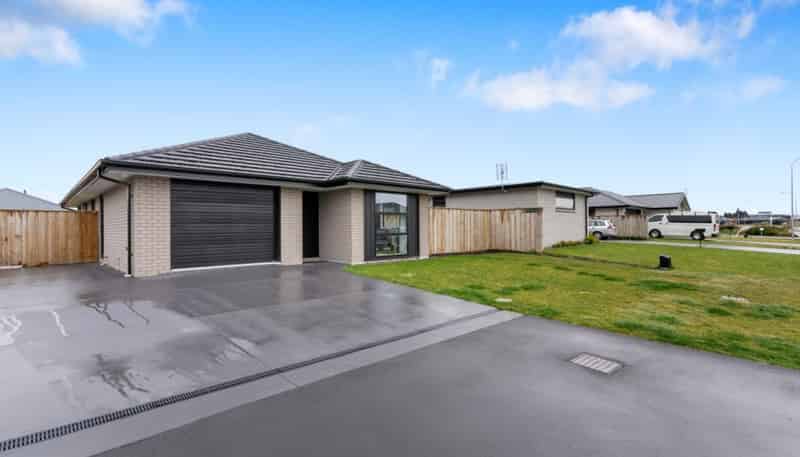 27 Cooney Avenue, Darfield