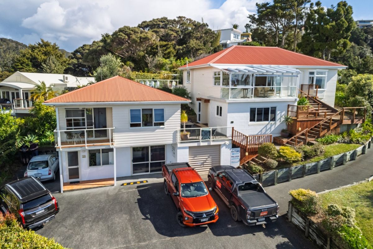 TOP OF THE BAY! HOME & INCOME – HUGE PRICE DROP! – pohled 5