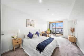 107/8 Gray Avenue, Mangere East