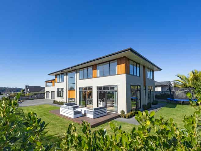 2 Pitoitoi Drive, Riverhead