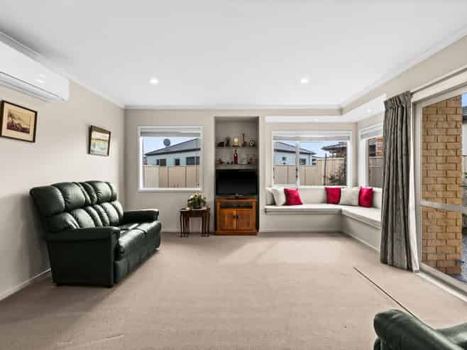 4 Weatherfield Mews, Taradale