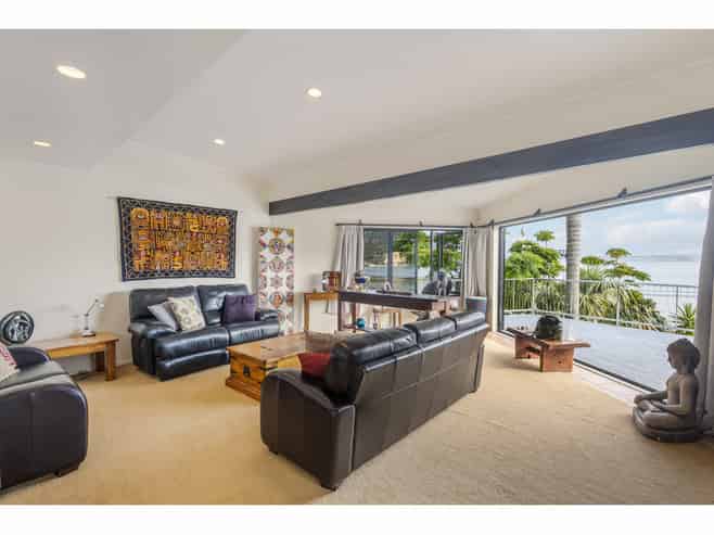 632 Kellys Bay Road, Pouto