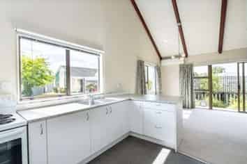20 Raglan Street, Lansdowne