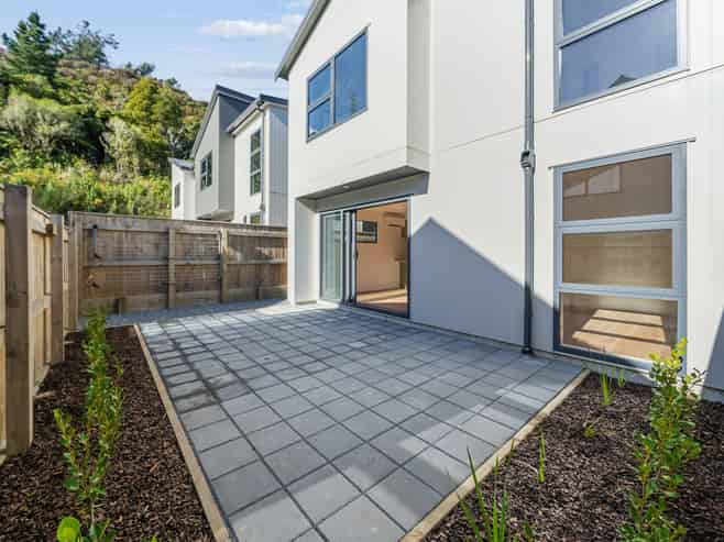 6/60 Akatarawa Road, Brown Owl
