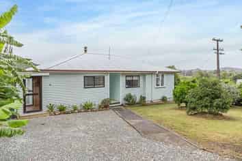 52 Coronation Street, Te Hana