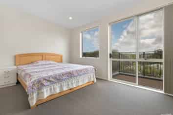4/6 Islington Aven, New Lynn