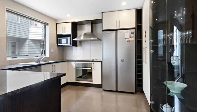 4/6 Islington Aven, New Lynn
