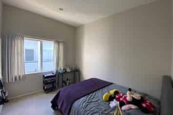 4/6 Islington Aven, New Lynn