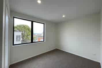 1/129 Richardson Road, Mount Albert