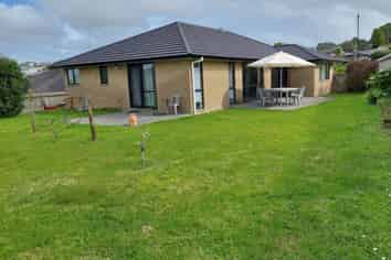 8 Muirfield Rise, Kamo