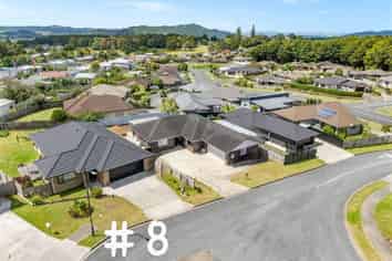 8 Muirfield Rise, Kamo