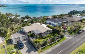 16 Rangikapiti Road, Coopers Beach