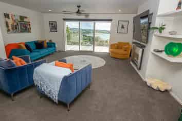 16 Rangikapiti Road, Coopers Beach