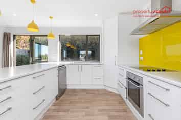 76 Maire Road, Orewa