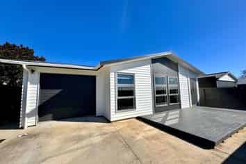 84A Queens Road, Glen Avon