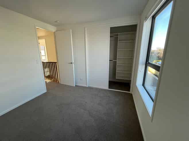 112C Edgeware Road, Saint Albans