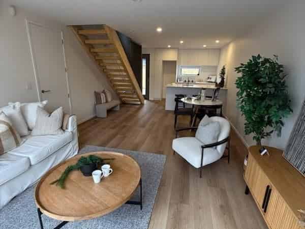 112C Edgeware Road, Saint Albans