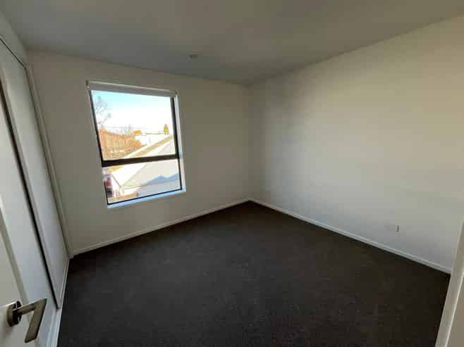 112C Edgeware Road, Saint Albans