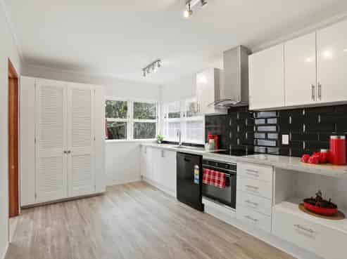 1/663 Te Atatu Road, Te Atatu Peninsula