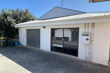 A/1 Greta Street, Glenview