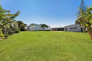 106 Titirangi Road, New Lynn