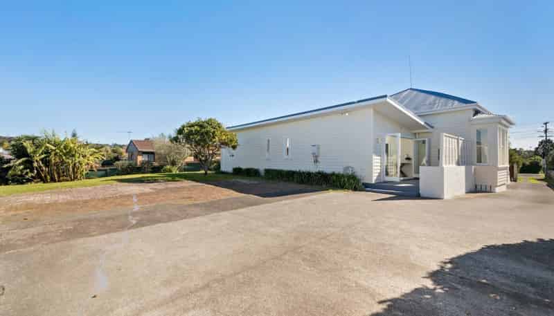 106 Titirangi Road, New Lynn