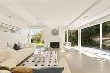 106 Titirangi Road, New Lynn